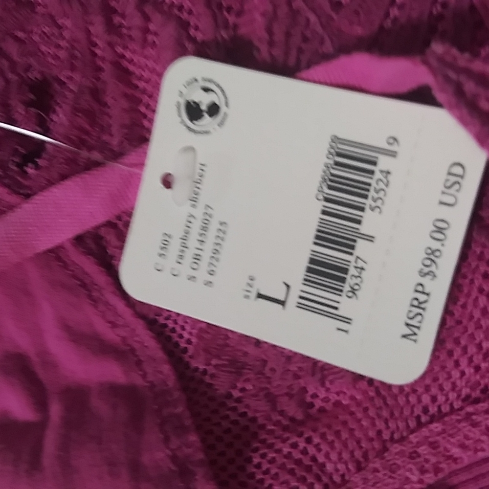 NWT. Free People Raspberry crop top - Picture 5 of 12